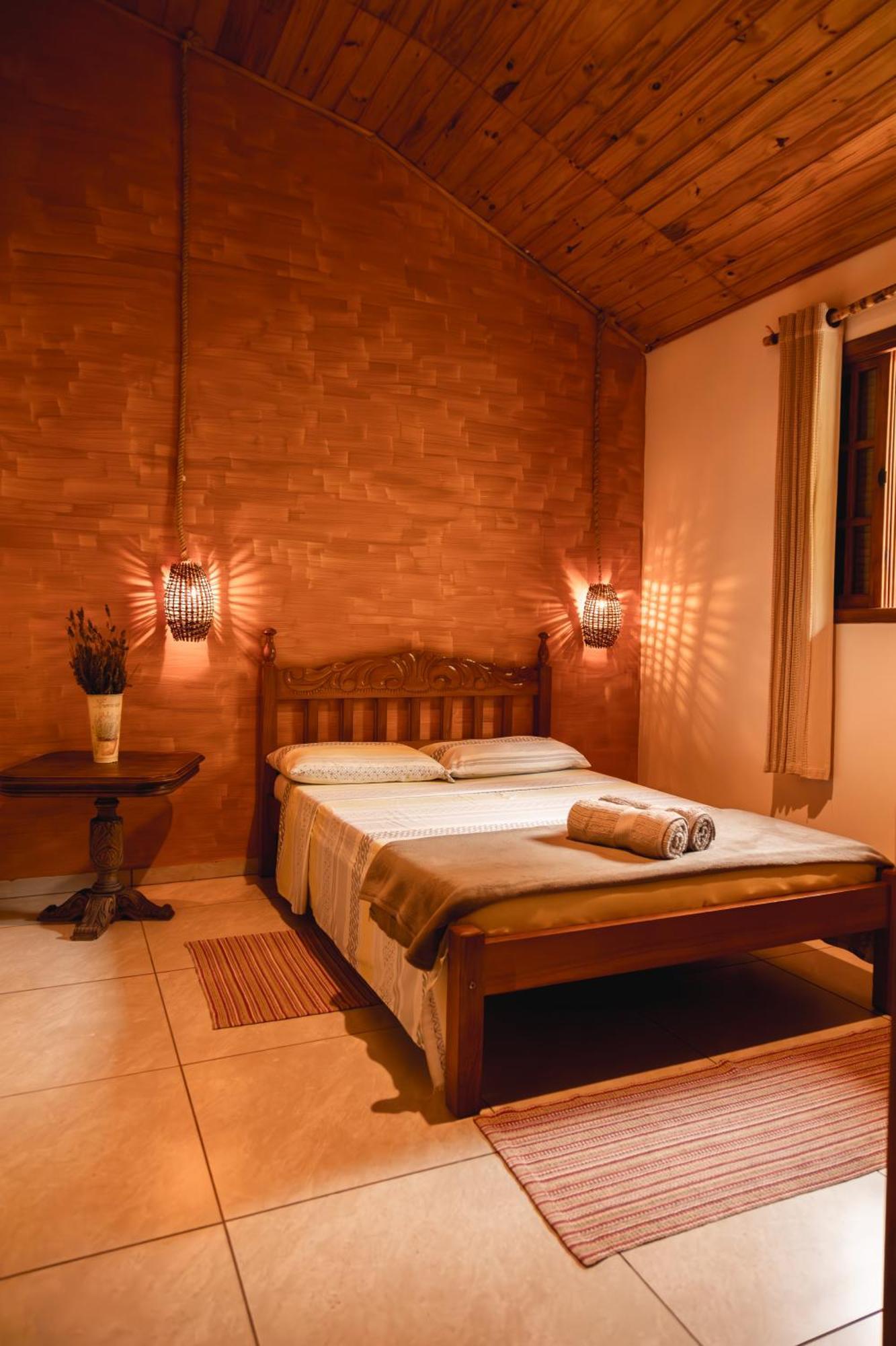 Casa Pedacinho De Ceu Com Banheira De Hidromassagem E Lareira Villa Сао Бенто до Сапукай Екстериор снимка